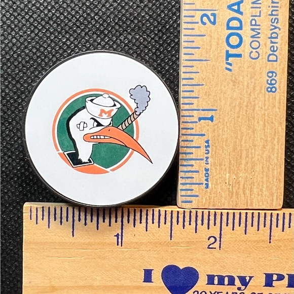 Miami Hurricanes Sebastian Cell Phone Grip Smartphone Accessory - Picture 2 of 2